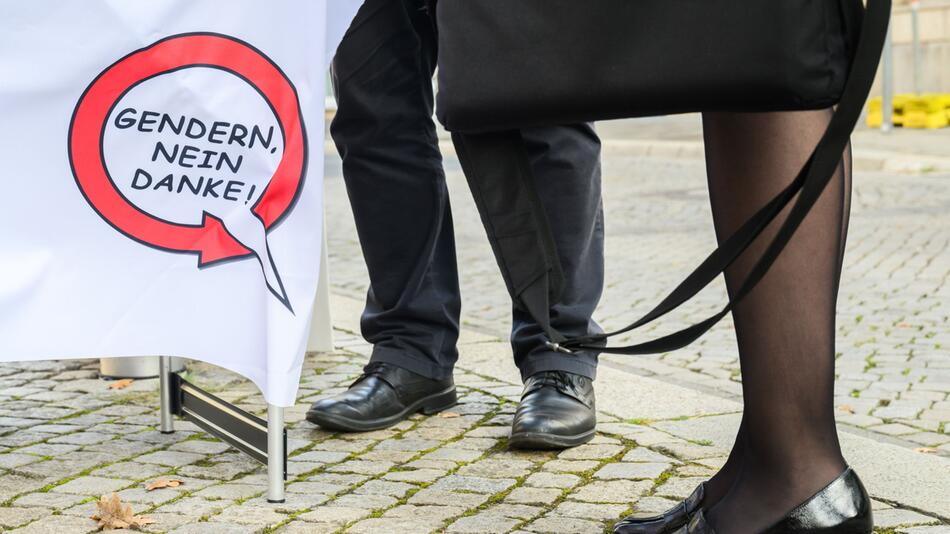 Landtag Niedersachsen - Demo gegen Gendern