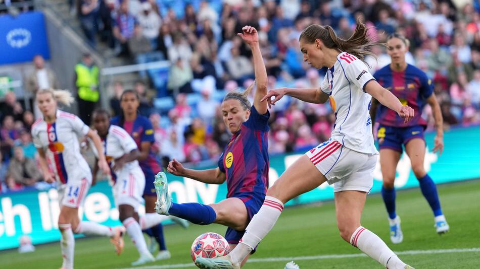 Offener Schlagabtausch im Finale zwischen Barcelona und Lyon