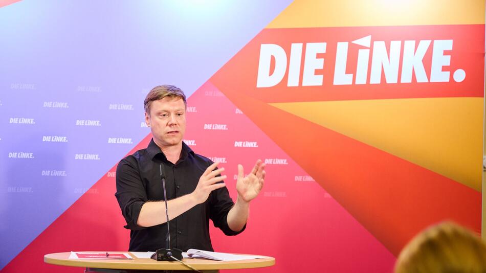 Pressekonferenz Linke-Parteivorsitzender Schirdewan und Gysi