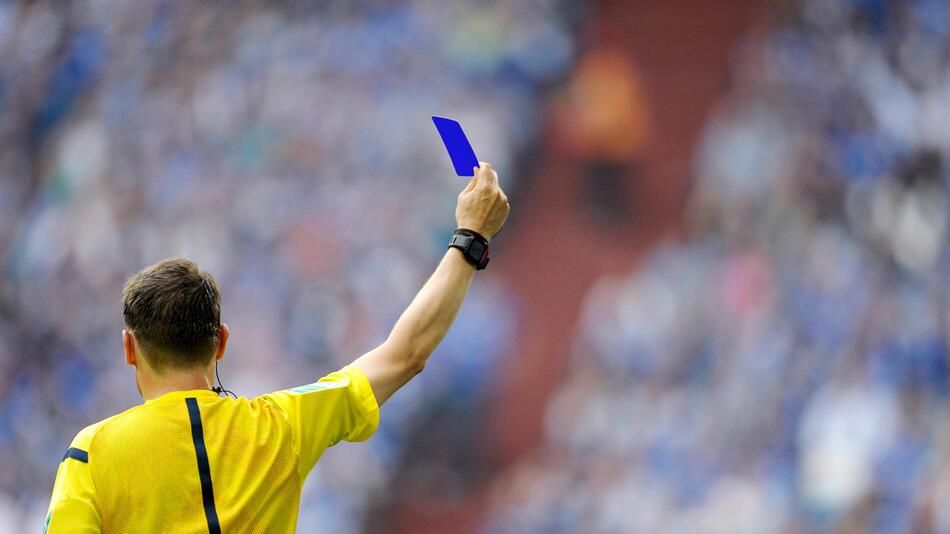 Fußball, blaue Karte, FIFA