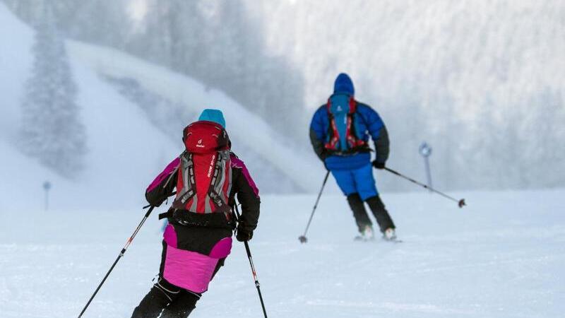 Skifahrer auf der Piste