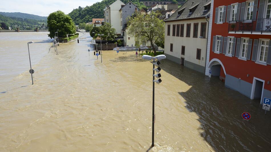 Hochwasser, Überschwemmungen, Regenfälle, Natur, Umwelt