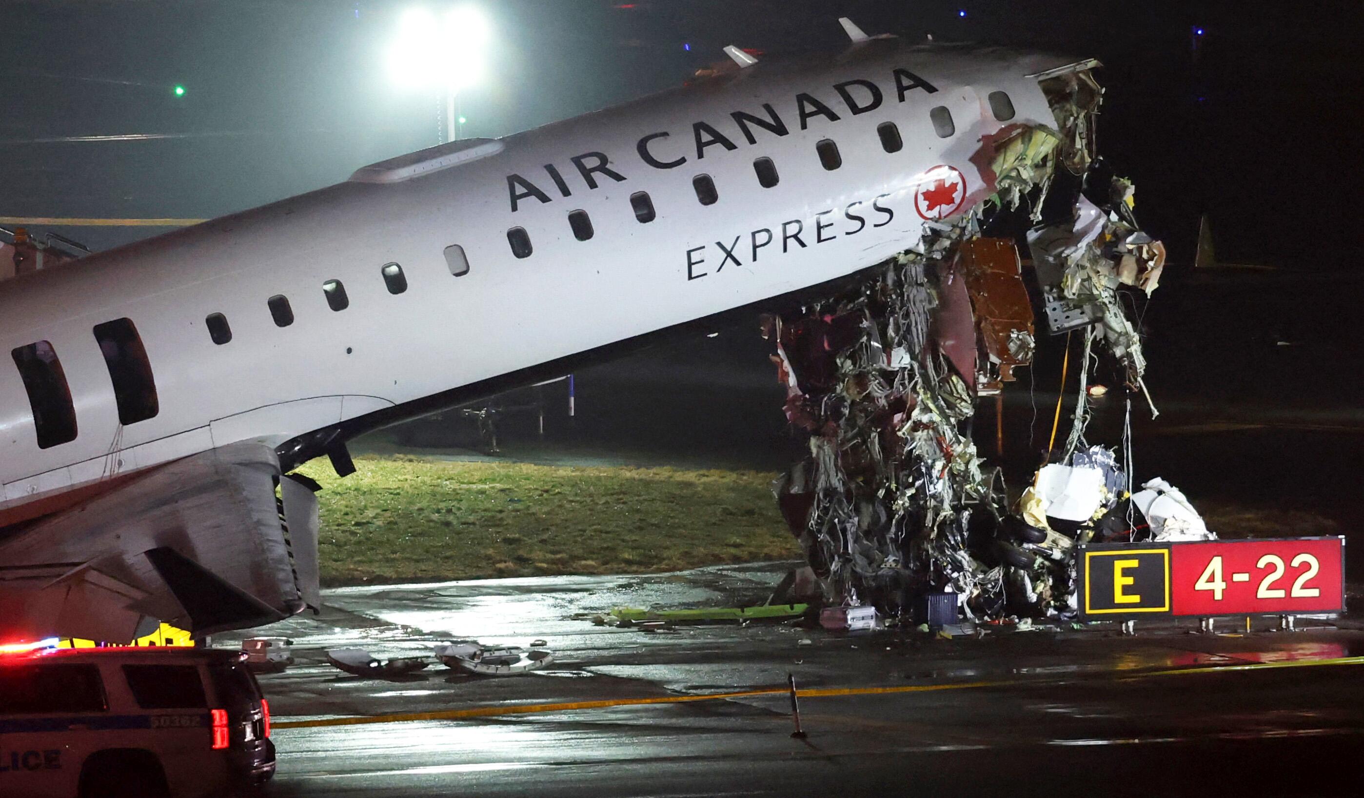 Zwei Piloten sterben bei Crash von Air-Canada-Maschine in New York