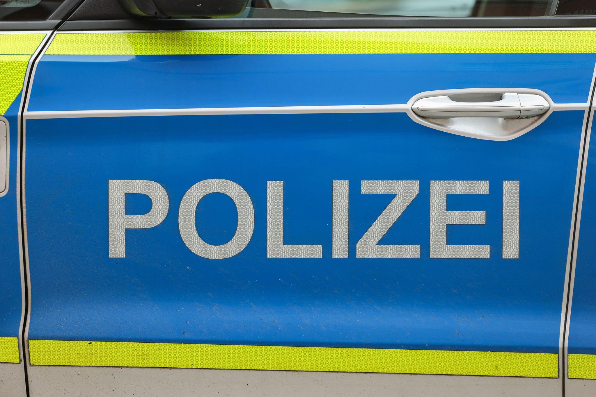 Illegales Rennen im Vogtland – Polizei kassiert Autos ein