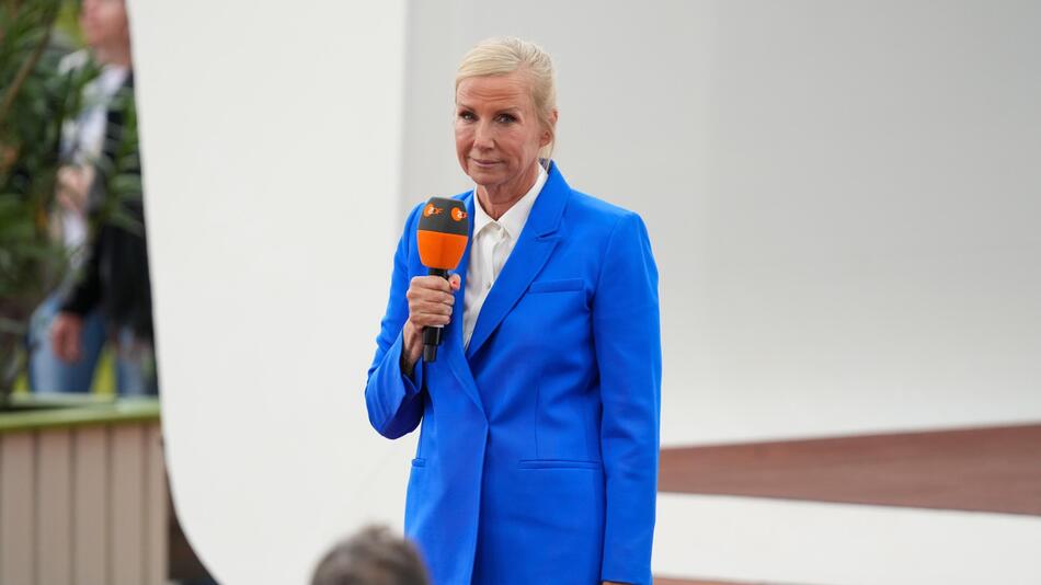 Andrea Kiewel reagiert im ZDF-"Fernsehgarten" auf CSD-Attacke