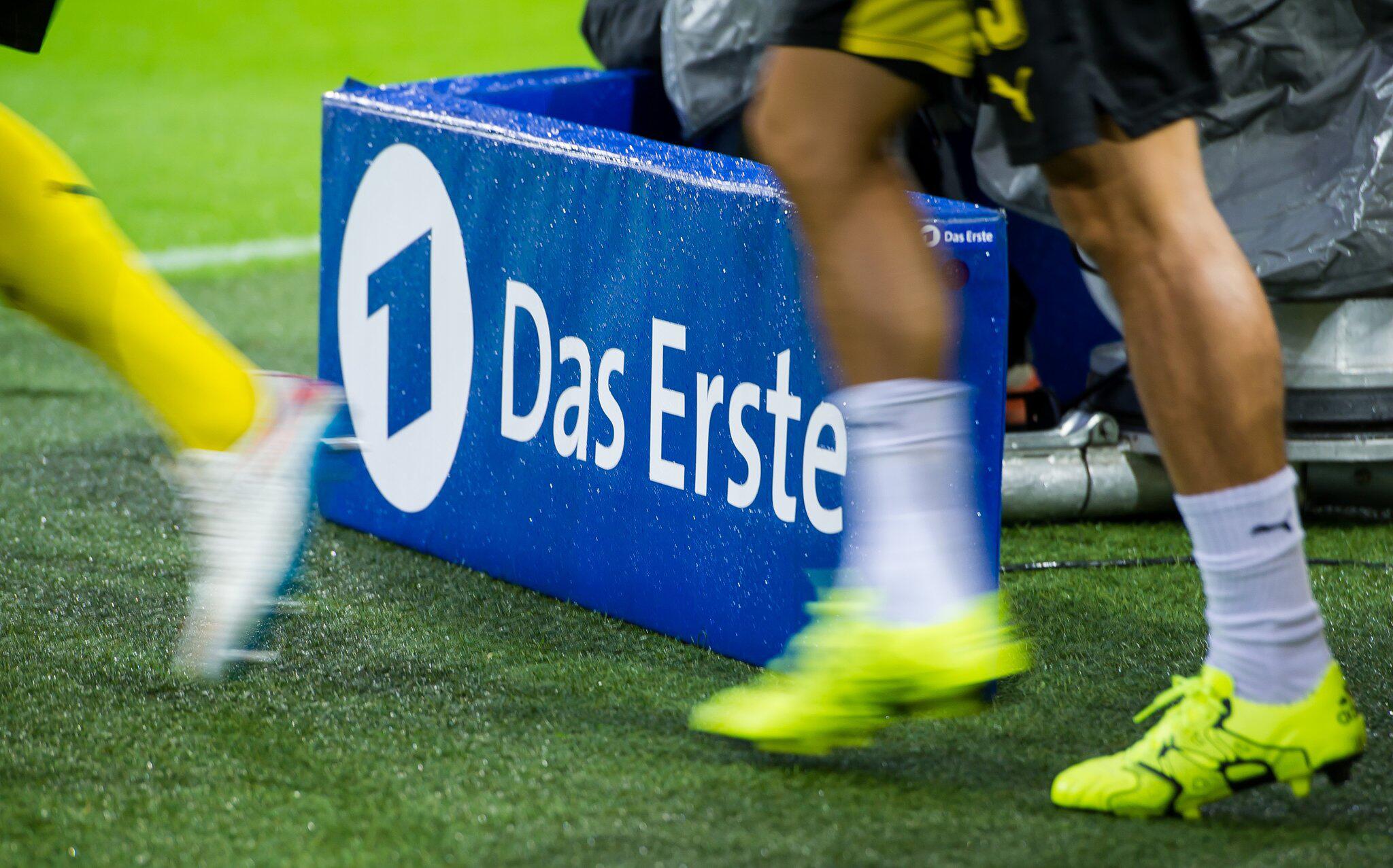 FußballEM 2024 Telekom sichert sich TVRechte von ARD und ZDF GMX