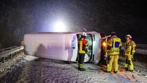 Sprinter verunfallt auf Autobahn
