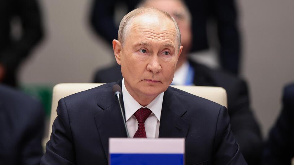 Putin nennt Sanktionen einen "schweren Fehler" und droht mit Gegenmaßnahmen