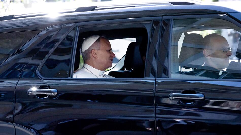 Papst Leo XIV. hat Krebs – Ärzte geben Update nach Operation