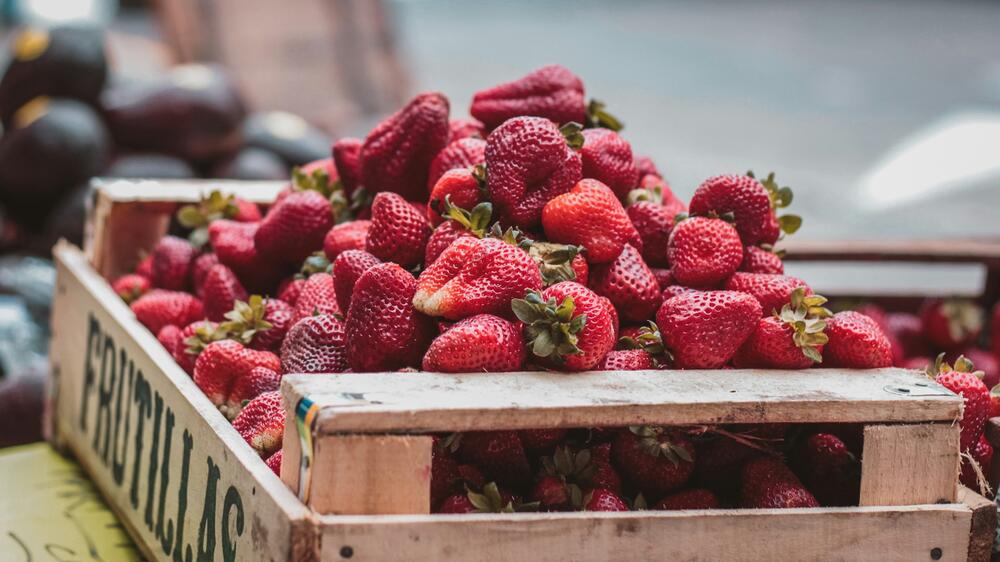 Erdbeeren sind geeignete Lebensmittel für Eis.