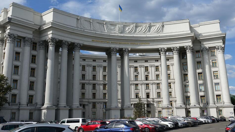 Ministry: Ukraine rejects temporary occupation