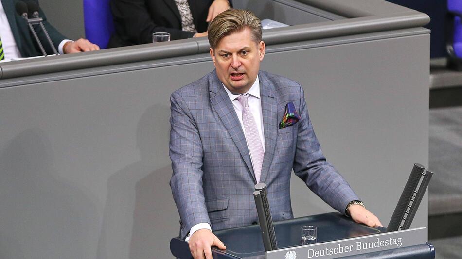 Gericht erlässt Haftbefehl gegen AfD-Politiker Krah