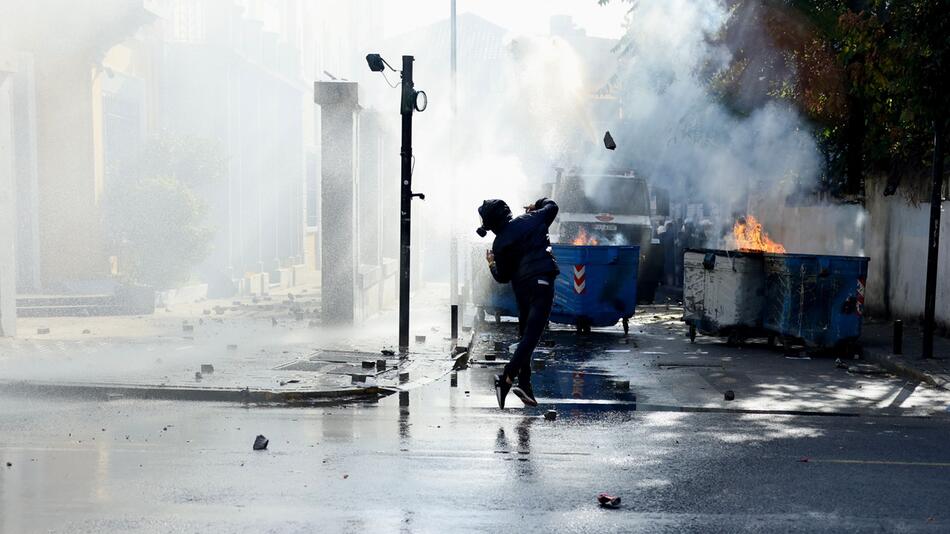 Lage eskaliert bei Protesten in Albanien