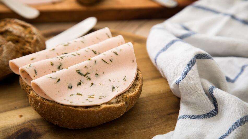 Vegetarische Brotzeit mit Fleischersatzprodukten