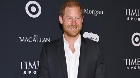 Gala in New York: Prinz Harry überrascht mit Solo-Auftritt