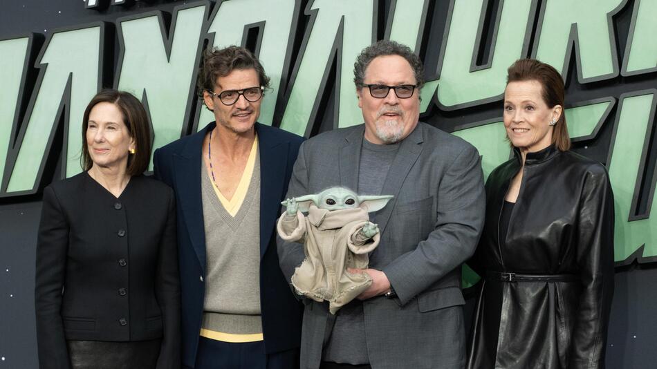 Wie eine kleine Puppe selbst Hollywoodstars emotional werden lässt