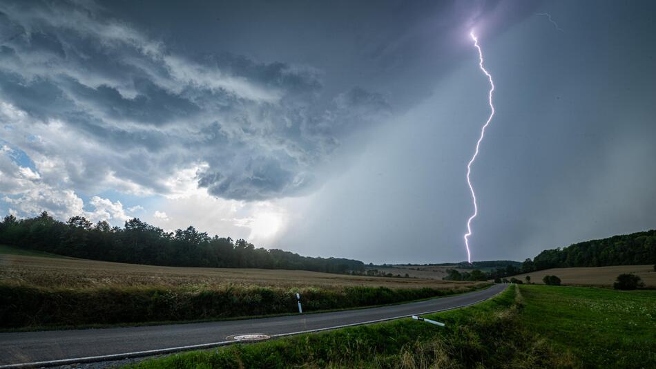 Neue Unwetter-Front zieht über Deutschland