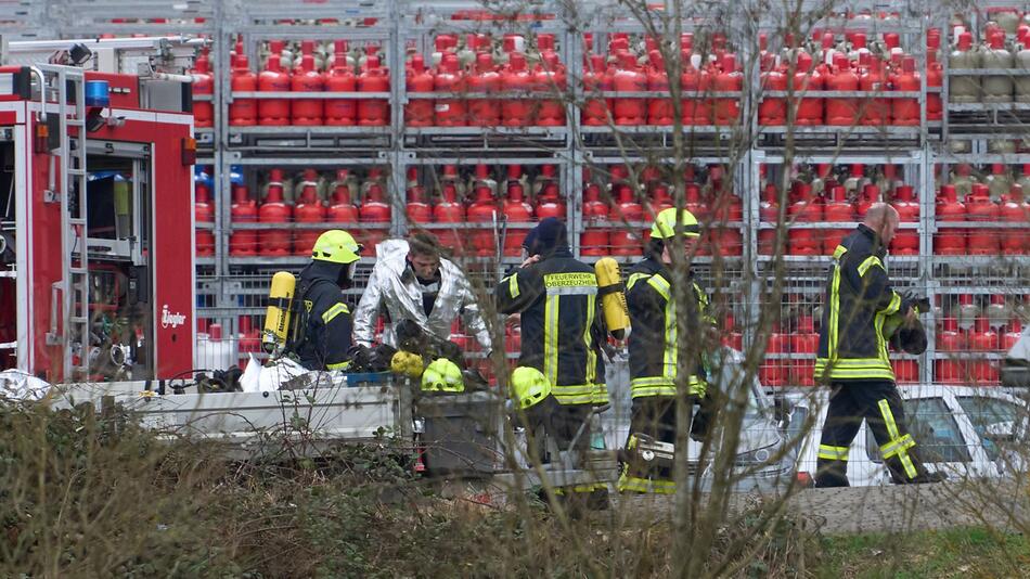 Gasaustritt auf Firmengelände in Hadamar