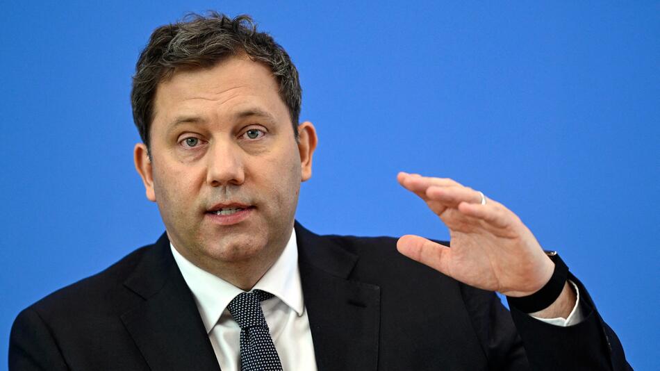 Klingbeil zeigt sich offen für "Rasenmäher"-Methode
