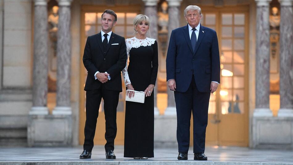 Brigitte Macron glänzt in Versailles