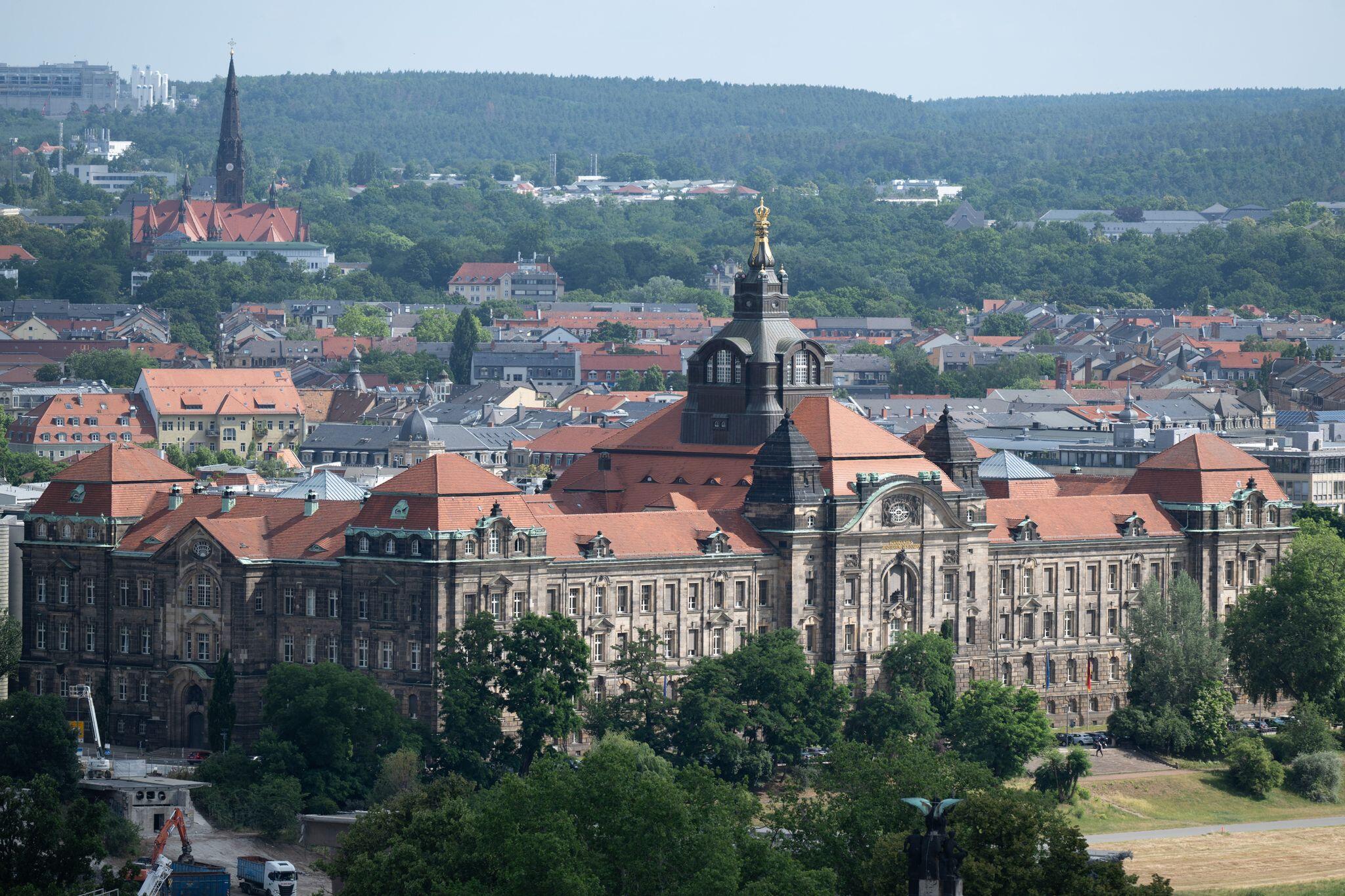Regierung beginnt dreitägige Klausur
