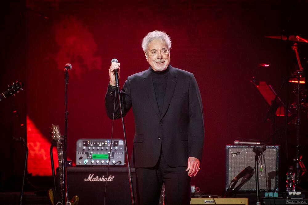 Tom Jones