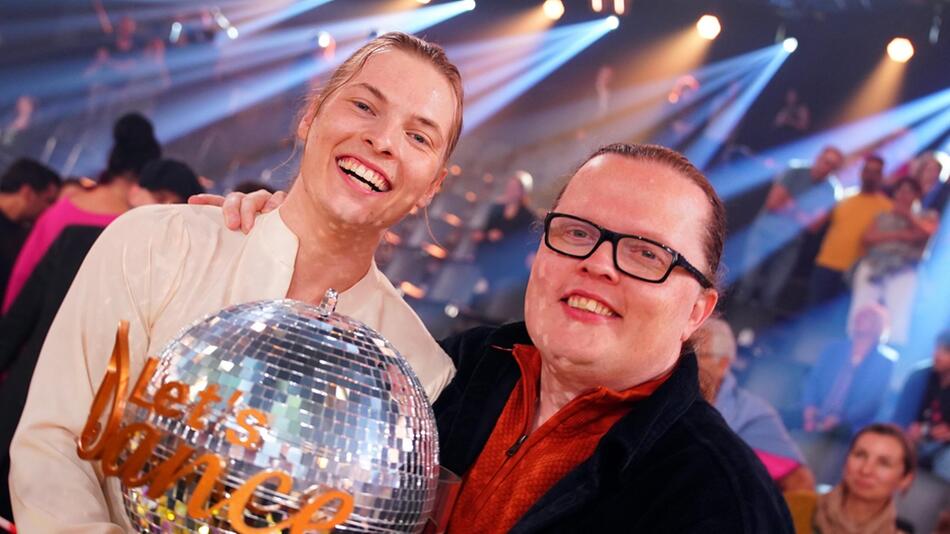 Gabriel und Angelo Kelly freuen sich über den Sieg bei "Let's Dance".