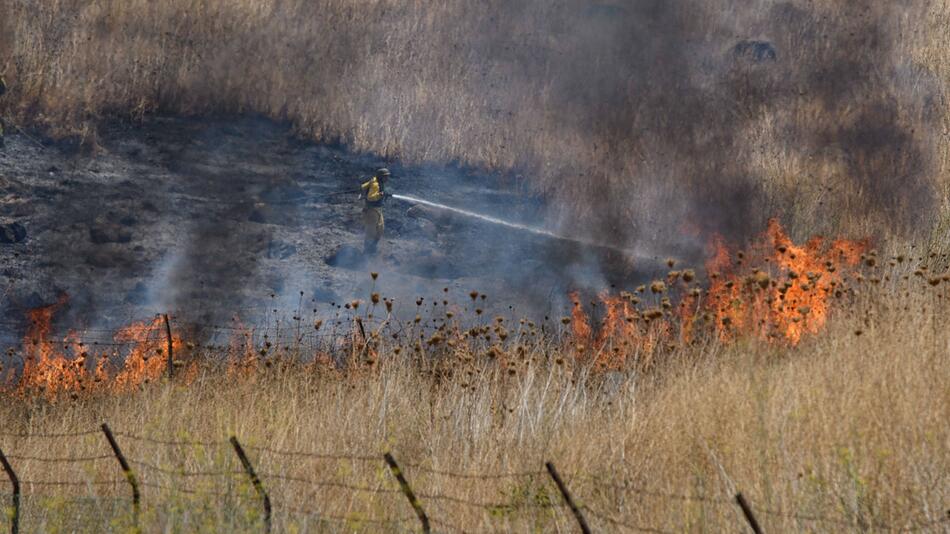 Brand nach Raketenbeschuss in Israel