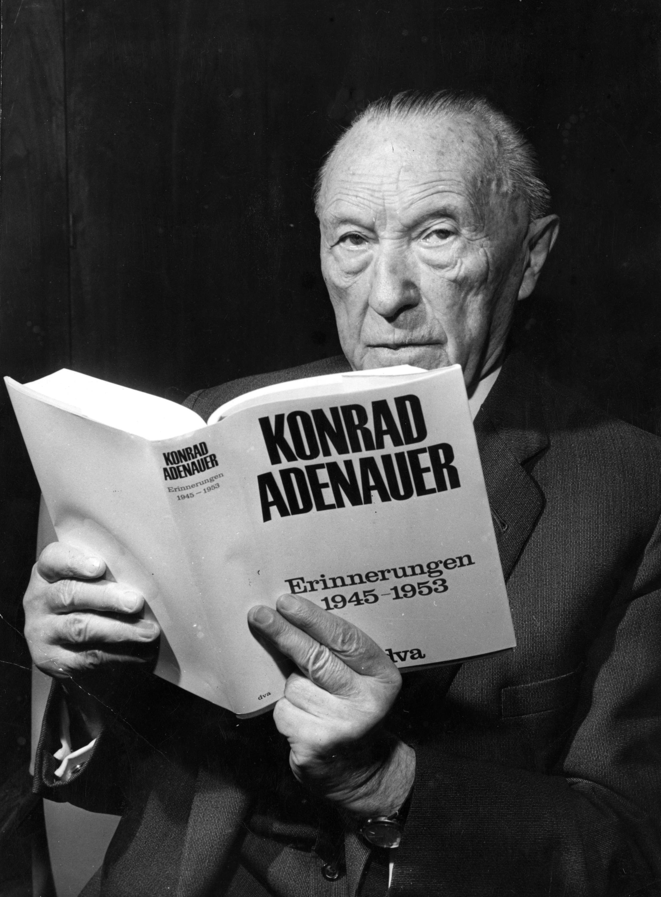 Konrad Adenauer | Steckbrief, Bilder und News | GMX