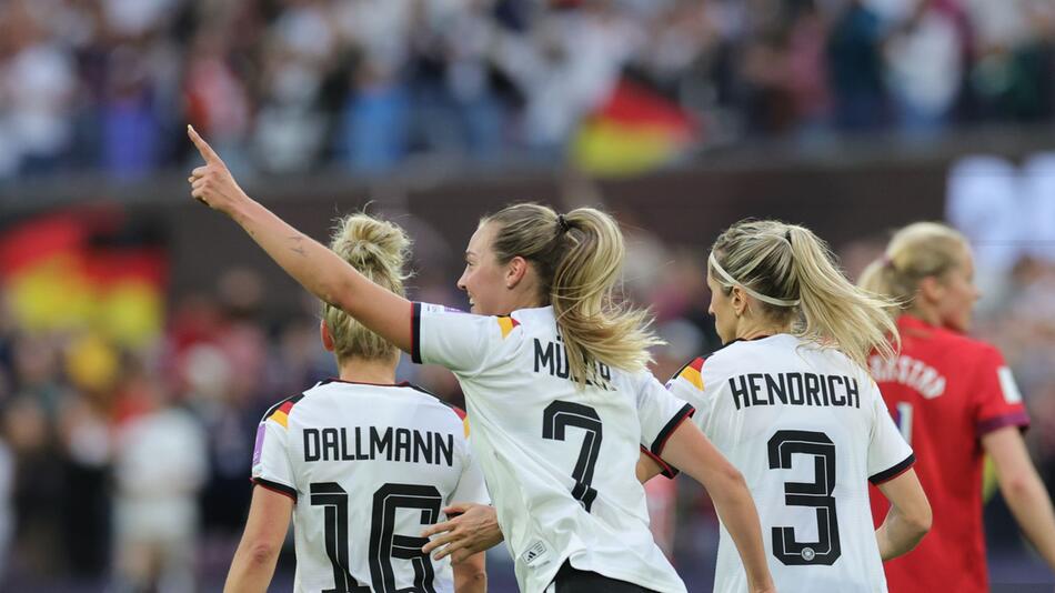 DFB-Frauen gehen gegen Norwegen in Führung