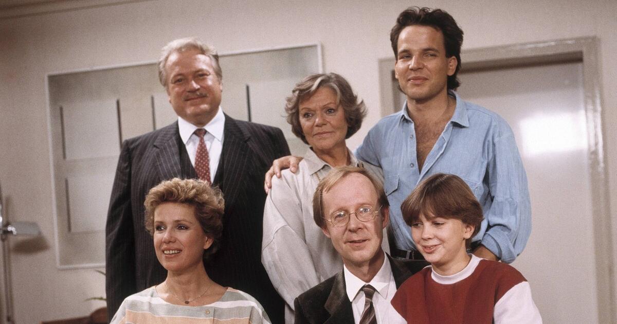 Hans Peter Korff ist tot: Was wurde aus den Stars der Kult-Serie "Drombuschs"?