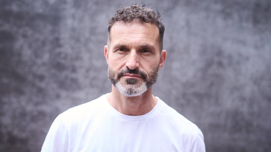 Berliner Queer-Beauftragter: "Wir brauchen mehr von dieser Gesellschaft"