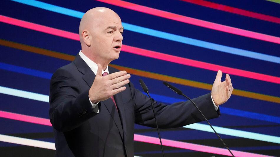 UEFA bestätigt Zahlungen an Ex-Mitarbeiterin von Infantino