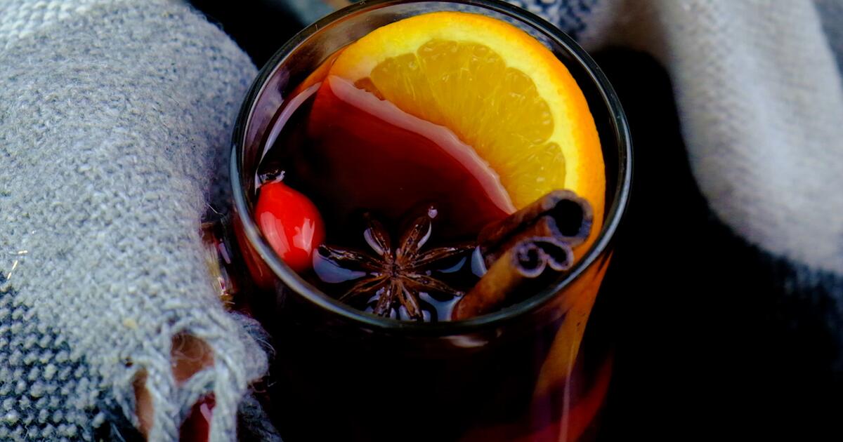 Wird man von heißem Glühwein wirklich schneller betrunken? | GMX