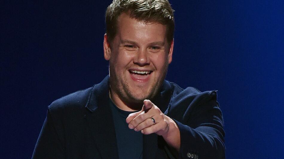 James Corden, nackt, Las Vegas, 2015