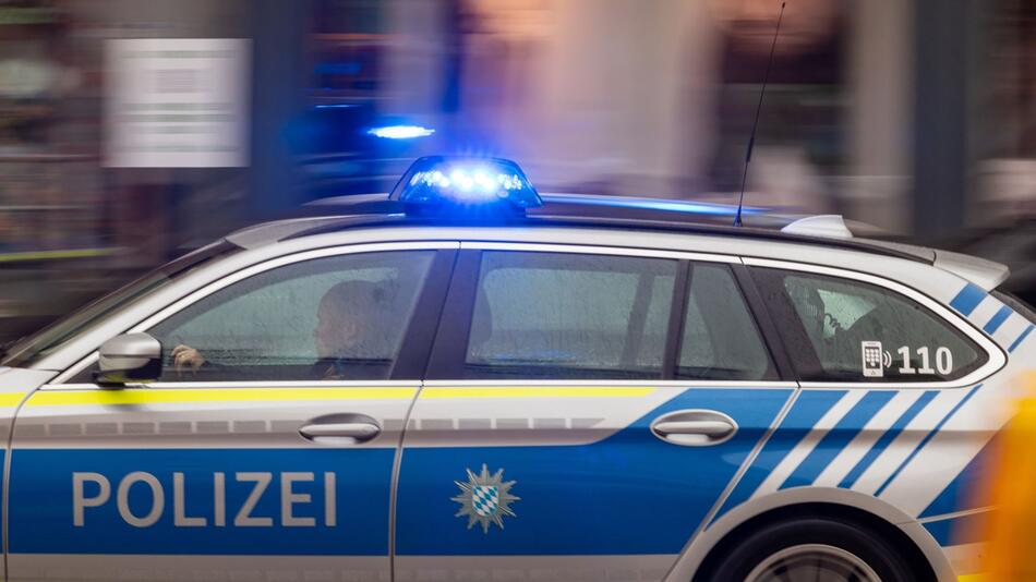 Polizei mit Blaulicht