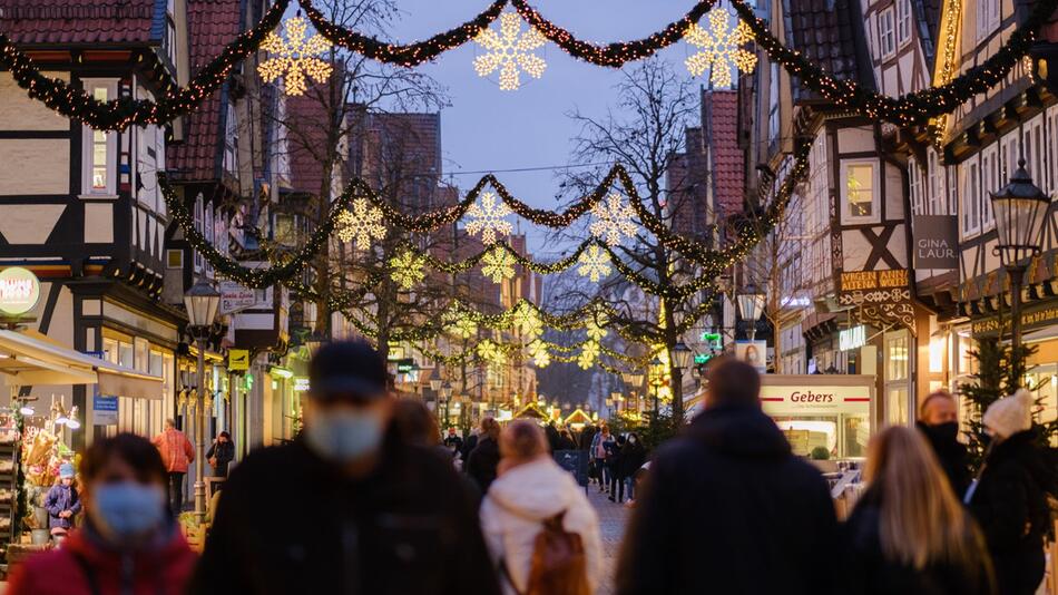 Coronavirus - Weihnachtsshopping in Celle