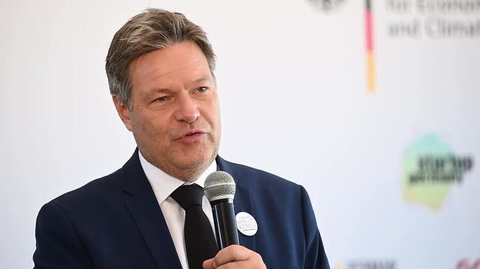 Wirtschaftsminister Habeck: Engere Zusammenarbeit mit Afrika