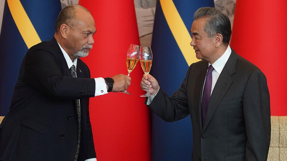 Nauru und China nehmen Beziehungen wieder auf