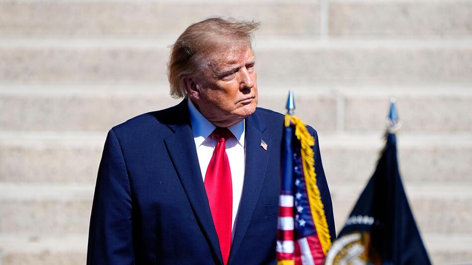 Trump facht Medienstreit wieder an