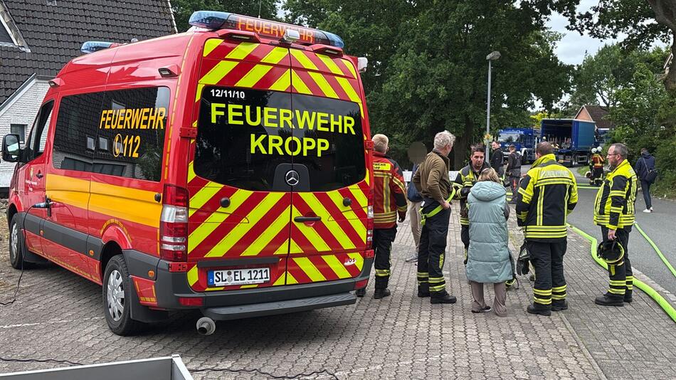 Explosion in Mehrfamilienhaus – Toter entdeckt