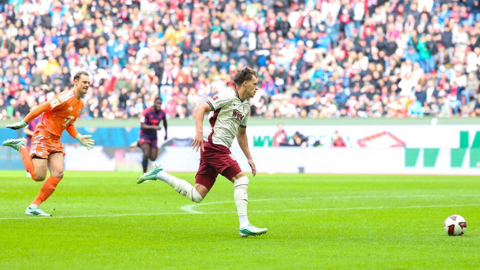 Historisches Gegentor: Bayern lässt in Augsburg Punkte liegen
