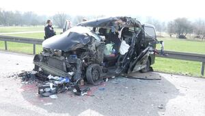 Kreis Esslingen: Autofahrerin stirbt nach Zusammenstoß mit Lastwagen