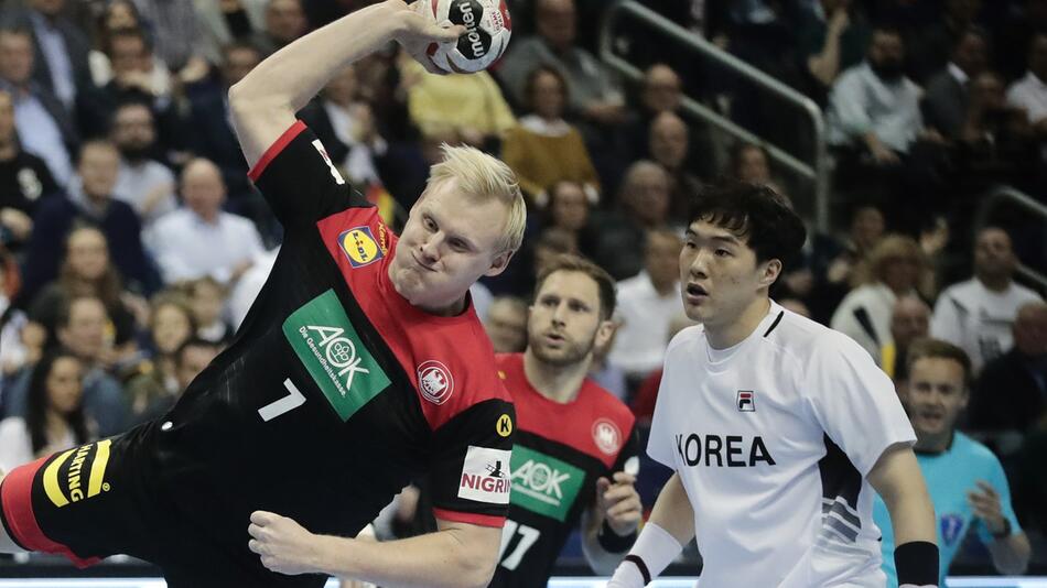 Korea v Germany in Handball World Championships