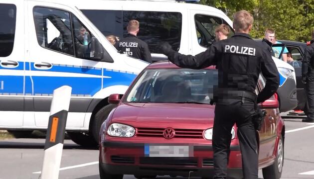 Polizei-Großaufgebot im Einsatz: "Bandidos" wollen Clubhaus eröffnen