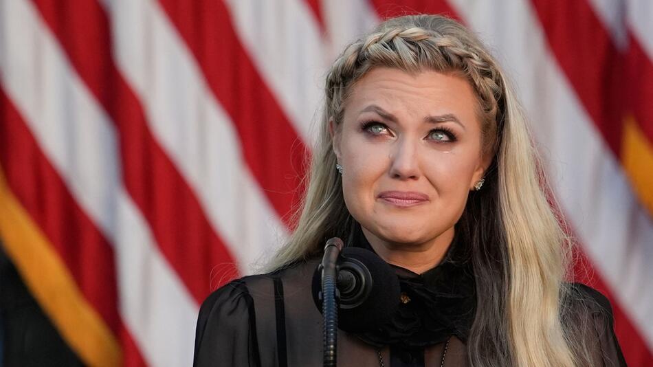 Witwe von Charlie Kirk verließ Gala-Dinner unter Tränen