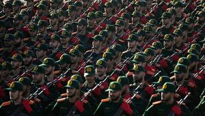 Militärparade im Iran