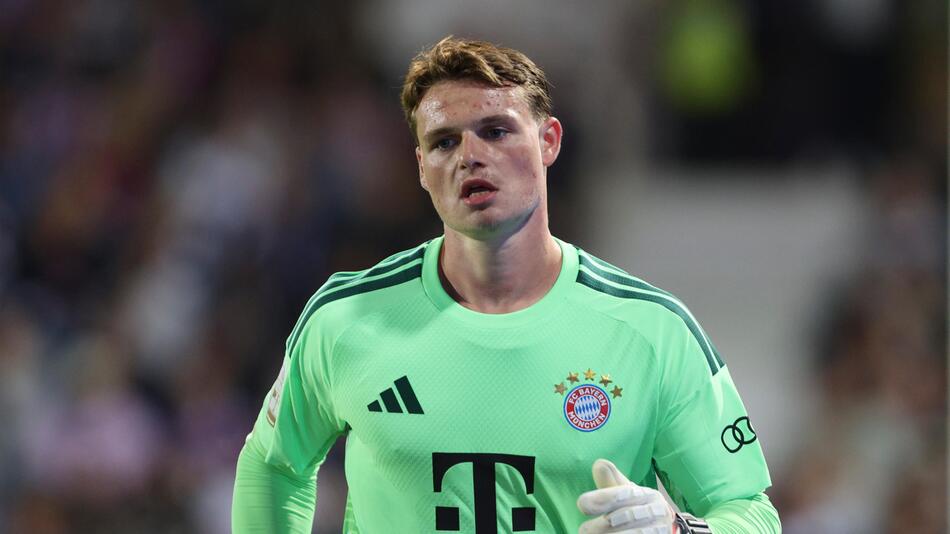 Torwartfehler? Urbig wird nach Bayernsieg deutlich