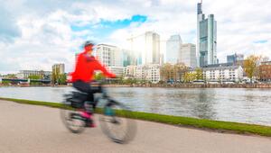 Per Fahrrad in Frankfurt am Main