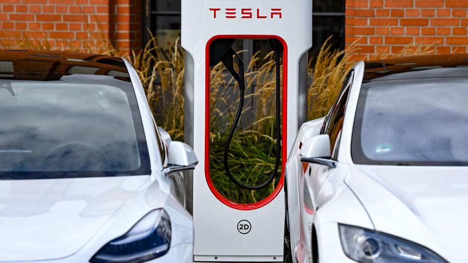 «Supercharger»-Schnelladesäule von Tesla